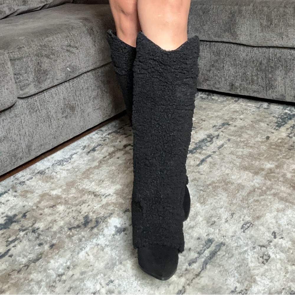 Black Fur Boots NIB